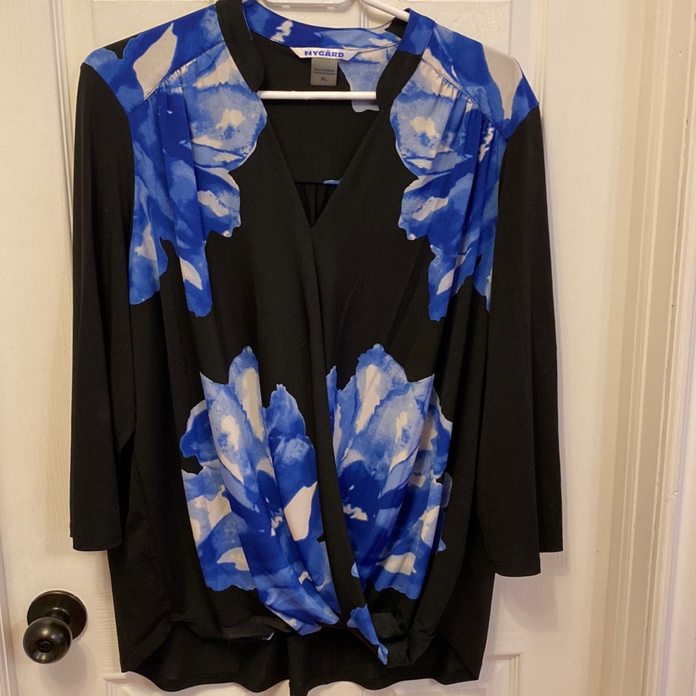 Peter Nygatd top worn once